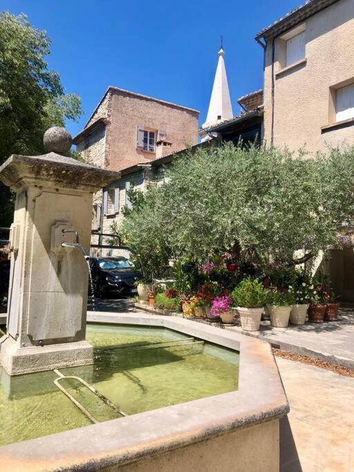 Logement Neuf, Tout Confort, Au Coeur Du Village Saint Didier  ภายนอก รูปภาพ