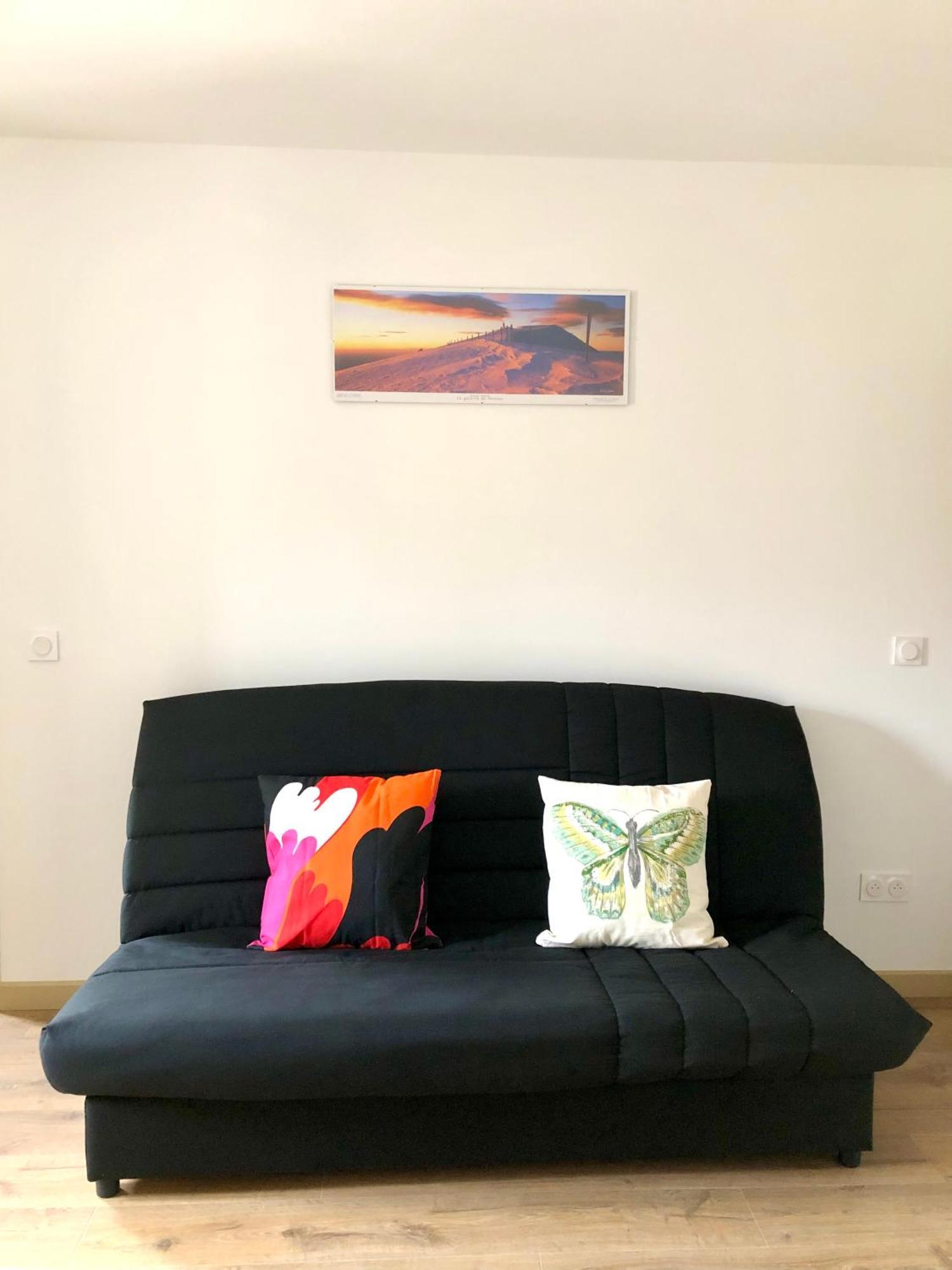 Logement Neuf, Tout Confort, Au Coeur Du Village Saint Didier  ภายนอก รูปภาพ